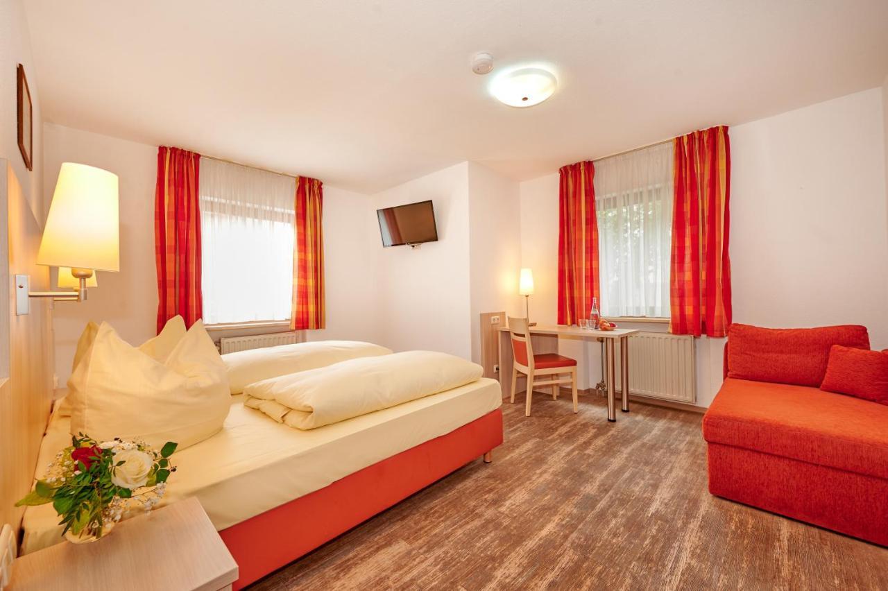 Hotel-Gasthof Bub Zirndorf Buitenkant foto