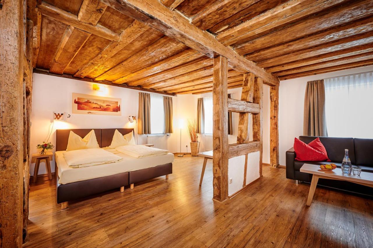 Hotel-Gasthof Bub Zirndorf Buitenkant foto